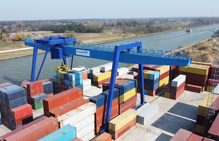 ALT Hub logistique multimodal avec connexion rail, route et maritime, bâtiment modulaire permettant centralisation des flux et stockage logistique industriel