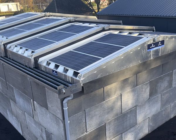 Toit rétractable amovible abri sel avec panneaux solaires autonomie site collectivités DDE / DIR&nbsp; stockage sel déneigement fondant routier